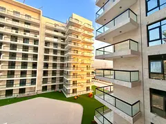 Spacious 2 BHK + maid - Sunset and Community View