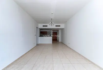 Spacious Layout | No Balcony | Ready to Move