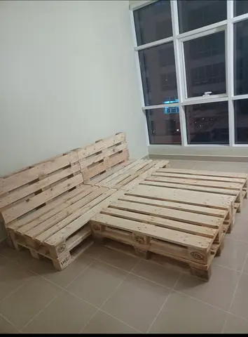 DIY Pallet Sofa Set – Handmade Solid Wood Pallets (10 pieces)