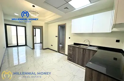 Vacant | unfurnished | not single used | Ready
