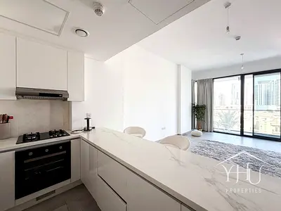 Exclusive | Spacious Smart Home | Fitted Kitchen