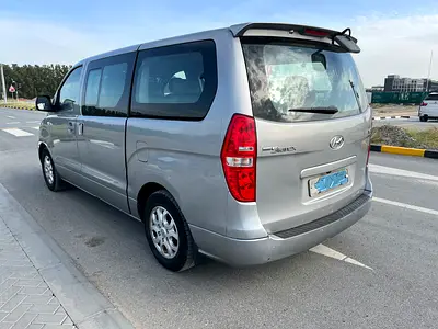صورة 4 لـ 2015 Hyundai H1