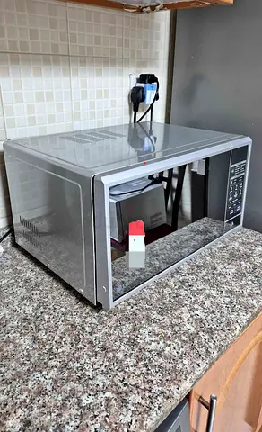 Microwave oven