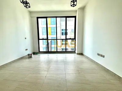 Luxury Studio Apartment | Kitchen Appliances | Hot Property | Close to Public Park