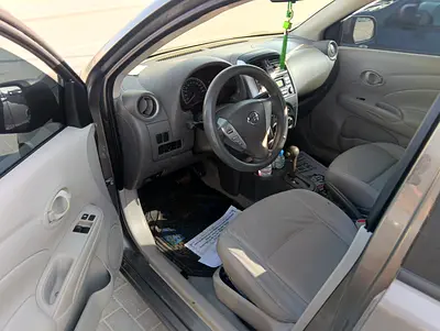 2016 Nissan SUNNY 照片 7