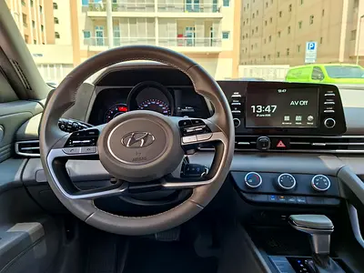 2023 Hyundai ELANTRA 照片 8