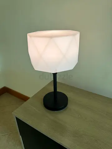 Modern Bedside Table Lamp