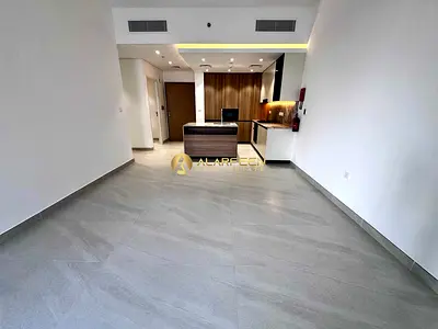 شقة حديثة بغرفتي نوم | ذا ريزيدنس باي بريستيج ون | إطلالات على المسبح والمدينة