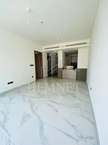 Lagoon View | Brand New 1BR | Spacious | Vacant