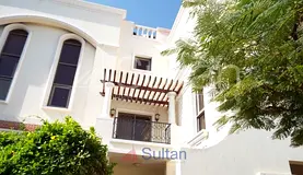 Beautiful 4 BR golf  Lagoon Pool/Beach Access