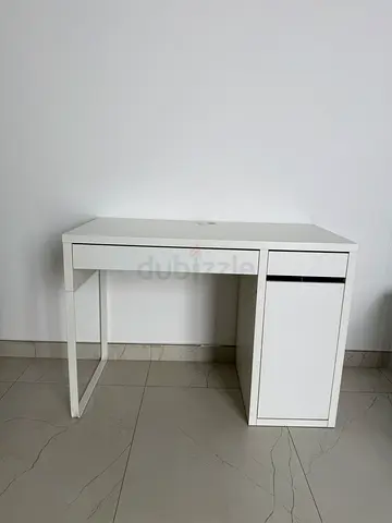 Ikea computer table