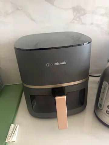 Nutricook Compact Air Fryer - Excellent Condition