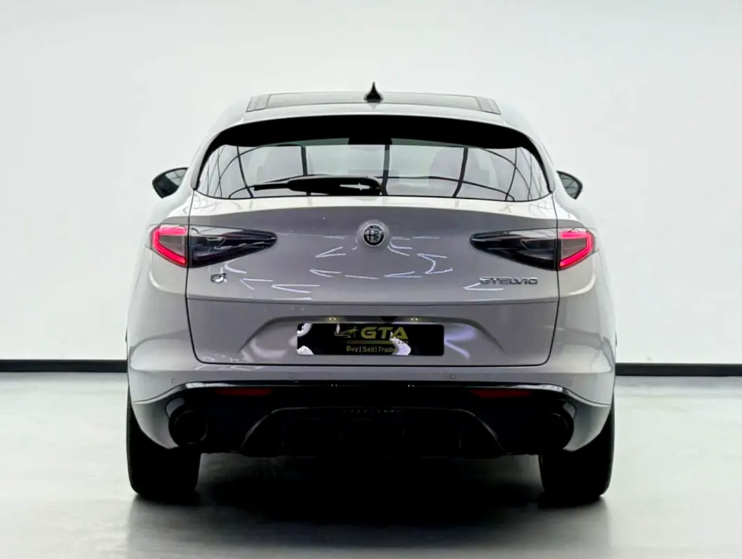 Alfa Romeo Stelvio 2025