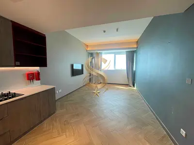 Elegant Coastal Living | High Floor 2BR Apartment | Sea Views