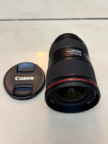 Canon EF 16-35mm f/4 L IS Landscape Kit
