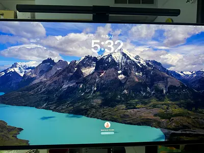 Samsung OLED G8 - 4K gaming monitor