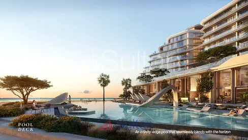 Seaside Elegance: 1-Bed Apartment Retreat,891 sqft