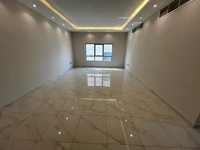 تاني ساكن _تشطيبات جديده _مساحات كبيره _اطلاله بحريه _موقع مميز _تكييف مركزي _سكن عائلات _صيانه فري
