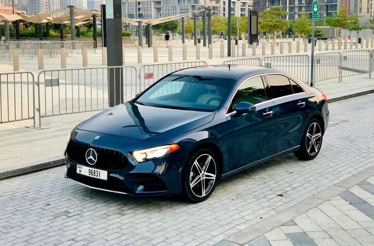 Mercedes-Benz A-Class 2019 — photo 1 of 7