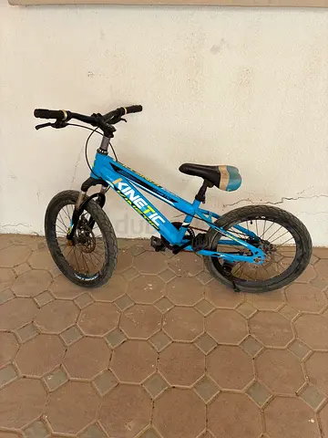 Kinetic blue kids 16-inch bicycle - good condition