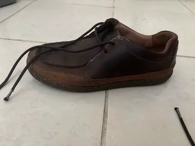 Clarks Un Lisbon Walk in brown leather.
