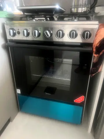 Gas Cooker with Oven - 4 Burner Stove, Brand new
