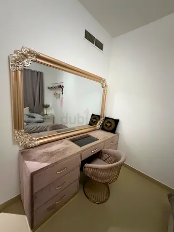Dusky Pink Velvet Dressing Table with Mirror and Stool - Good Condition 200WX50LX80H
