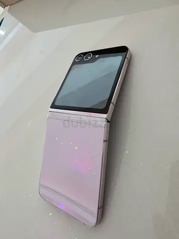 Samsung Galaxy Z Flip5 - Pink, Good Condition, Unlocked