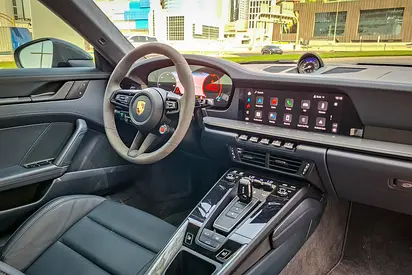 2025 Porsche 911 — миниатюра 10