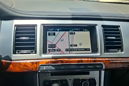 صورة مصغرة 12 لـ 2014 Jaguar XF