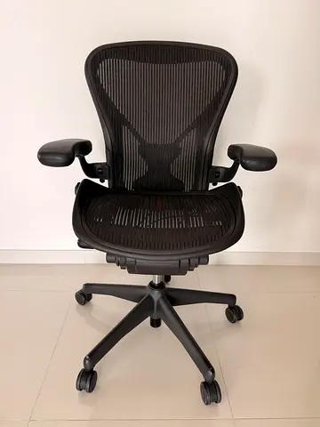 Herman Miller Aeron Size B - Fully loaded