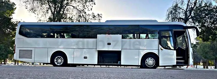 HYUNDAI UNIVERSE