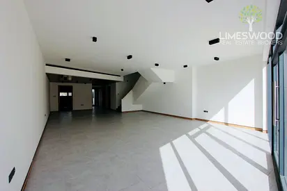 High-Quality Modern 4BR Villa with BBQ Area