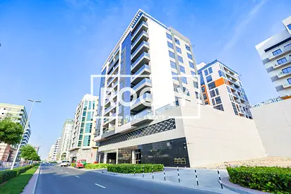 2B/R with Balcony @ Jumeirah Garden City | Pool & Gym