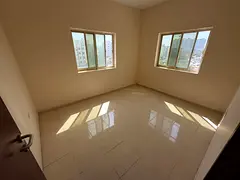 Two bedrooms, a living room, a balcony with a beautiful view, two bathrooms, spacious areas, and pra