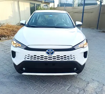 2025 Toyota COROLLA CROSS 照片 2