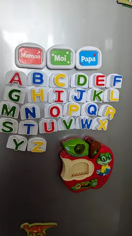 Leapfrog magnetic alphabet (en français)