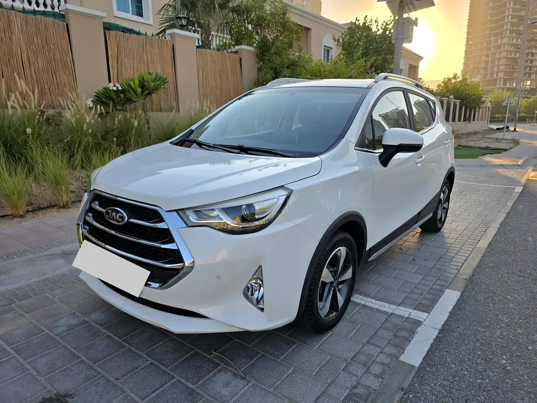 JAC S3 Plus 2023 — photo 1 of 20