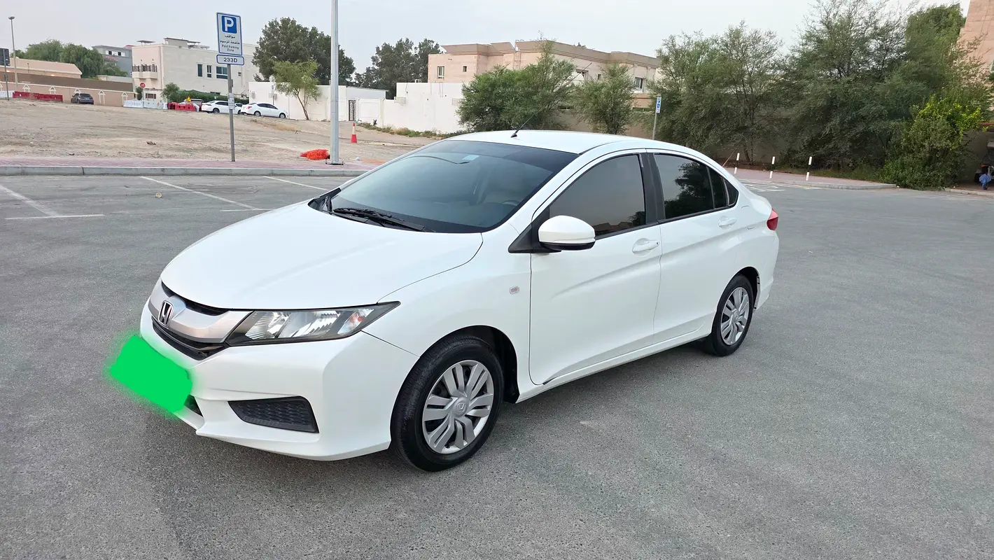 Honda City 2017 — photo 1 of 20