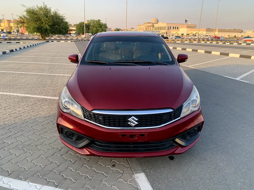 Suzuki Ciaz 2023 — photo 1 of 18