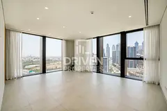 Elegant Apartment | High Floor | Ready to Move In