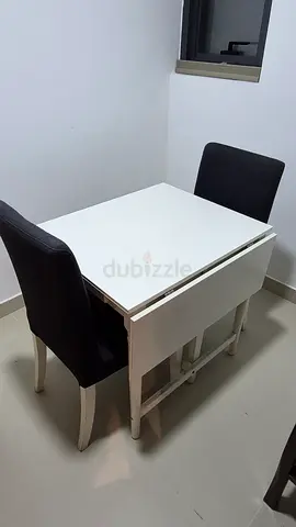 Dining Table with 2 Chairs