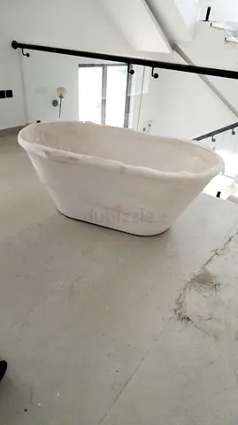 Bath Tub for Sale