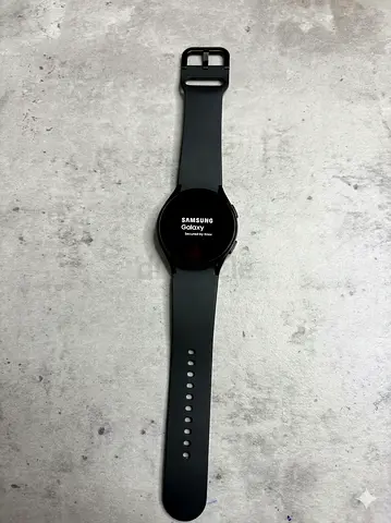 Samsung Galaxy Watch 4 40m (black) - good working condition