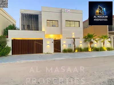 Ready-to-move-in villa for sale, close to all services - very spacious interior layouts, electricity and water included