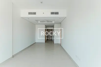 Exclusive | Vacant | Creek View