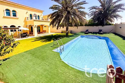 Private Pool | Single Row | D6 | Vacant