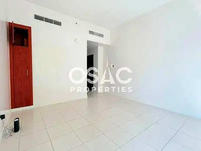 Next to the Metro | Pool View | Unfurnished
