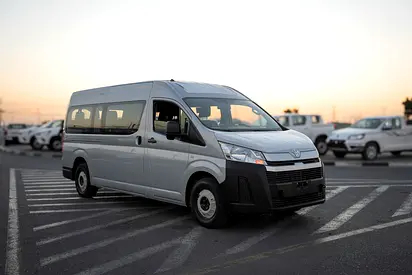 Toyota Hiace DLX 2026 GCC Specs