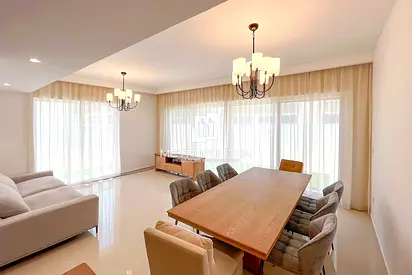 Modern Living| Corner Unit | Park Views| Brand New